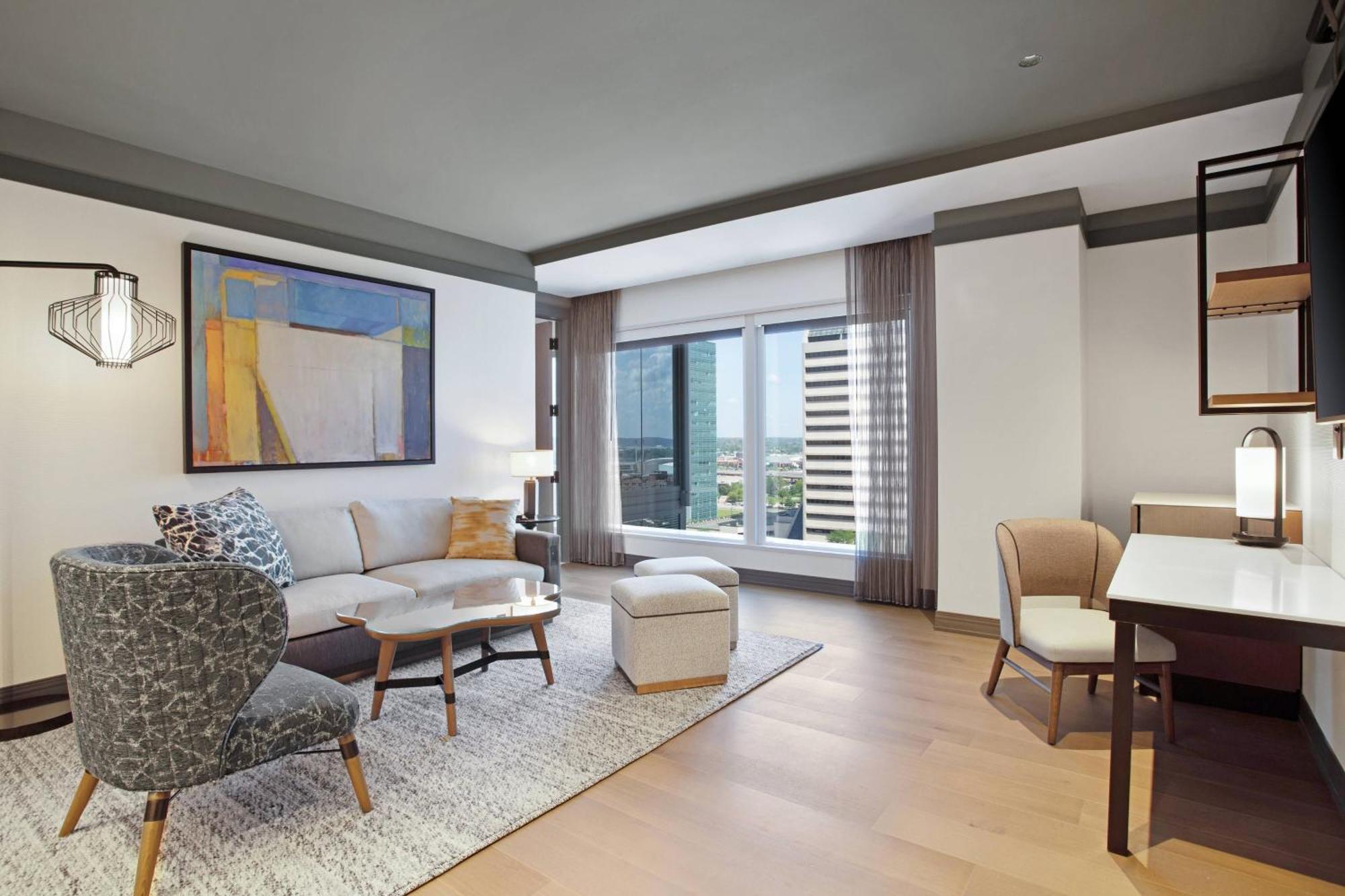 The Farnam, Autograph Collection Hotel