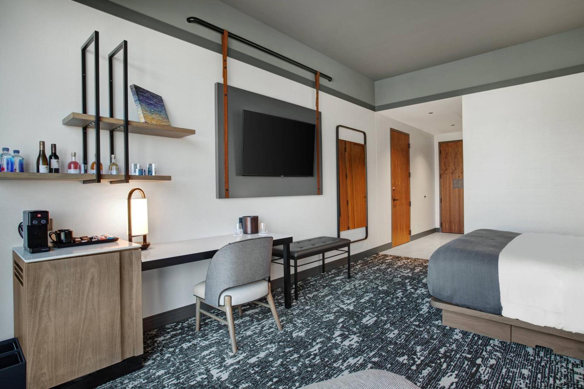 The Farnam, Autograph Collection Hotel